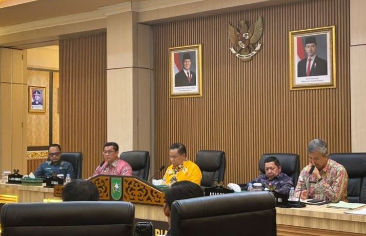 Plt Gubernur Riau SF Hariyanto Tunjuk 12 Plt Kepala OPD Pemprov Riau
