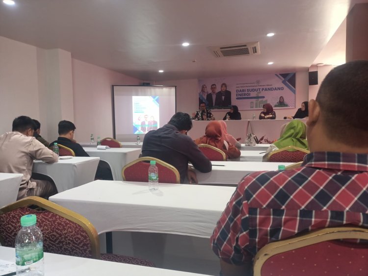 Diskusi Energi di Pekanbaru, Akademisi Kritik CSR, hingga Kebijakan Migas Daerah