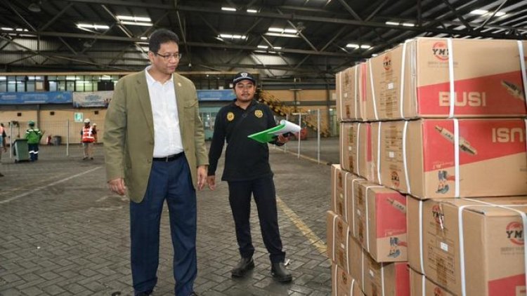 Purbaya ke Pendukung Impor Pakaian Bekas: Anda Penjahat, Hati-hati!