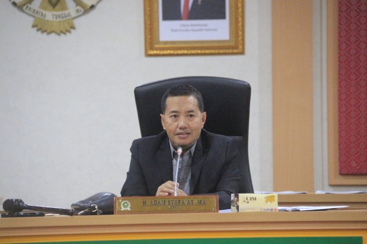 Banjir di Kompleks Masjid Islamic Center Rohul, Anggota DPRD Riau Adam Syafaat Minta Pemkab Benahi Drainase