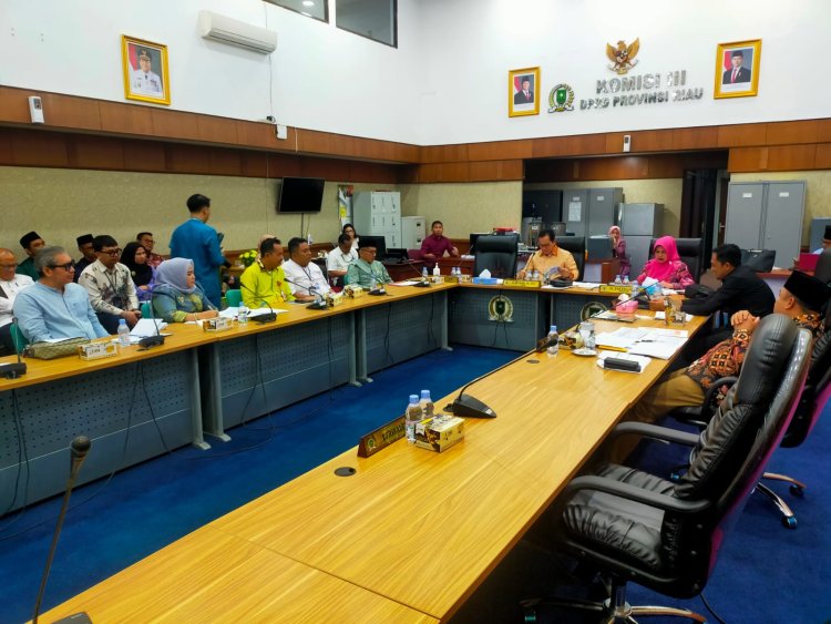 Komisi III DPRD Riau Gelar RDP dengan BUMD, Minta Pacu Kinerja dan Setoran Deviden