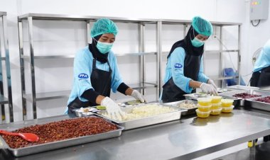 41 Satuan Pelayanan Pemenuhan Gizi Salurkan 108.029 Paket Makanan ke Korban Banjir dan Longsor di Sumbar