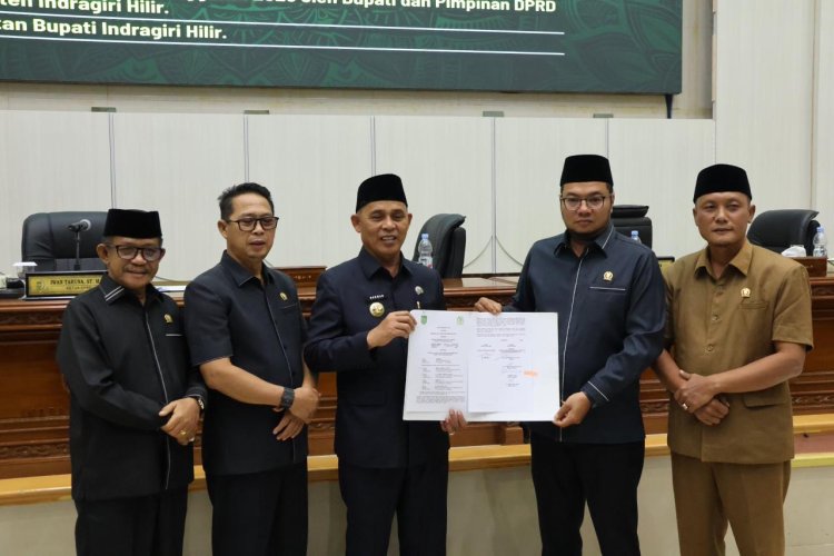 Bahas KUA-PPAS 2026, Bupati Herman Hadiri Rapat Paripurna Ke-33 DPRD Inhil