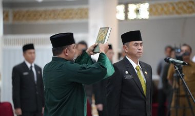 Supriyadi Jadi Kepala Dinas Komunikasi, Informatika dan Statistik Riau, Plt Gubri Lantik 14 Pejabat Eselon II