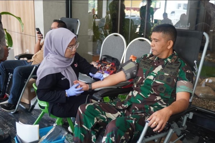 Danrem 031/Wira Bima Hadiri Donor Darah HUT ke-9 Evo Hotel Pekanbaru