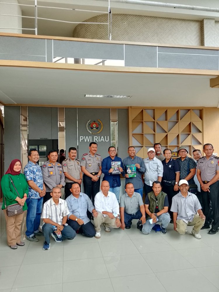 Miliki Call Center 24 Jam, Polda Riau Kedepankan Pelayanan Humanis dan Cepat Tanggap 