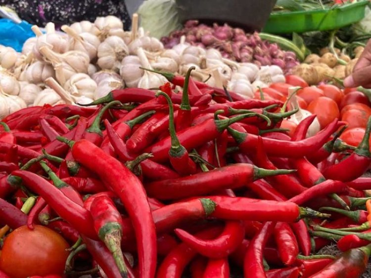 Pemprov Riau Pastikan Stok Bahan Pokok Aman saat Ramadan dan Idulfitri