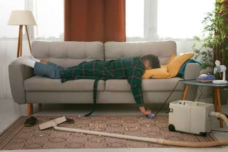 Kebiasaan Mager dan Bahaya Sedentary Lifestyle Buat Kesehatan Jantung