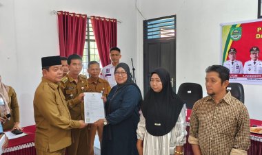 Wabup Rohul Hadiri Penyerahan Sertifikat Halal dan Perizinan Berusaha UMKM Tandun