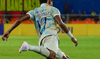 Hasil Adhyaksa FC vs PSPS Pekanbaru, Liga 2 Musim 2025-2026, Strategi Aji Santoso Curi Poin di Kandang The Prosecutors