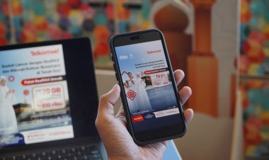 Ibadah Makin Tenang Bersama Paket RoaMAX Umrah Telkomsel, Dapatkan Voucher Kuliner Nusantara di Tanah Suci