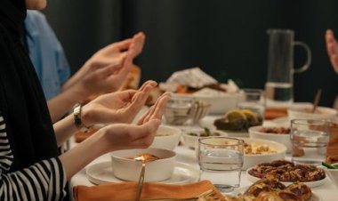 Makanan Terbaik Saat Berbuka Puasa Agar Tak Kembung & Heartburn