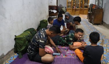 Satgas TMMD ke-127 Kodim 0301/Pekanbaru Bangun Kedekatan dengan Warga dari Hati