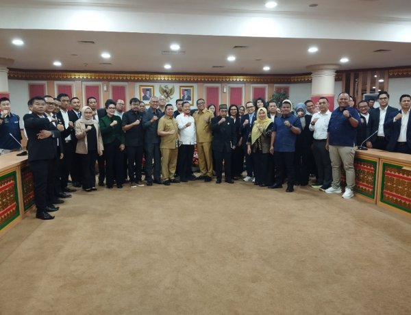 PHRI Penuhi Undangan Komisi II DPRD Riau, Curhat Penggeledahan Hotel Hingga Pajak Air