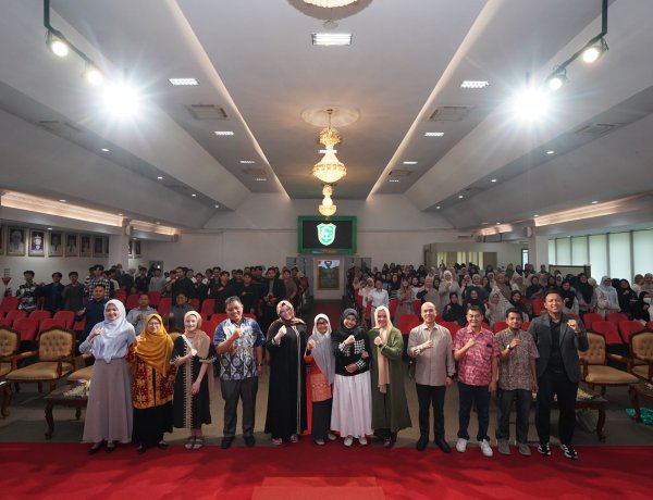 Kolaborasi UIR dan The Chicago School Amerika Serikat Gelar Kuliah Umum, Bahas Perilaku Gen Z