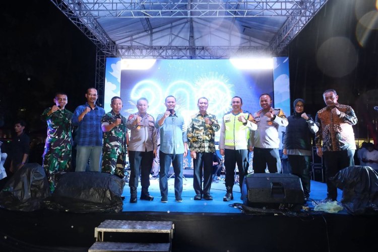 Situasi Kota Pekanbaru Kondusif Saat Malam Tahun Baru 2026, Wako Pekanbaru Agung Nugroho Pantau Langsung ke Lapangan