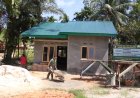 Atap Hijau Terpasang, Pembangunan Rumah Anismar Lewat TMMD ke-127 Kodim 0301/Pekanbaru Hampir Rampung