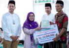 Wabup Kampar Safari Ramadan di Desa Sungai Lipai, Serahkan Santunan Anak Yatim Hingga Bantuan Rumah Ibadah