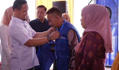 Walikota Pekanbaru Resmikan Program Satu ASN Satu RW