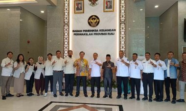 Wako Pekanbaru Agung Terima Penyerahan LHP, Ini Catatan BPK RI Riau