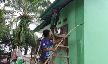 Rumah Almarhum Yudarfis Segera Rampung, Satgas TMMD ke-127 Kodim 0301/Pekanbaru Wujudkan Hunian Nyaman untuk Warga Sialang Sakti