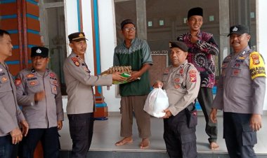 Polsek Ujung Batu Salurkan Sembako dan Bansos kepada Pengurus Masjid