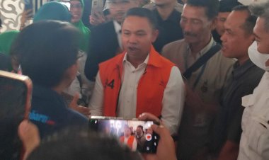 Abdul Wahid Akan Sampaikan Perlawanan, Disambut Salawat Usai Jalani Sidang Perdana Kasus Dugaan Praktik Pemerasan dan Gratifikasi