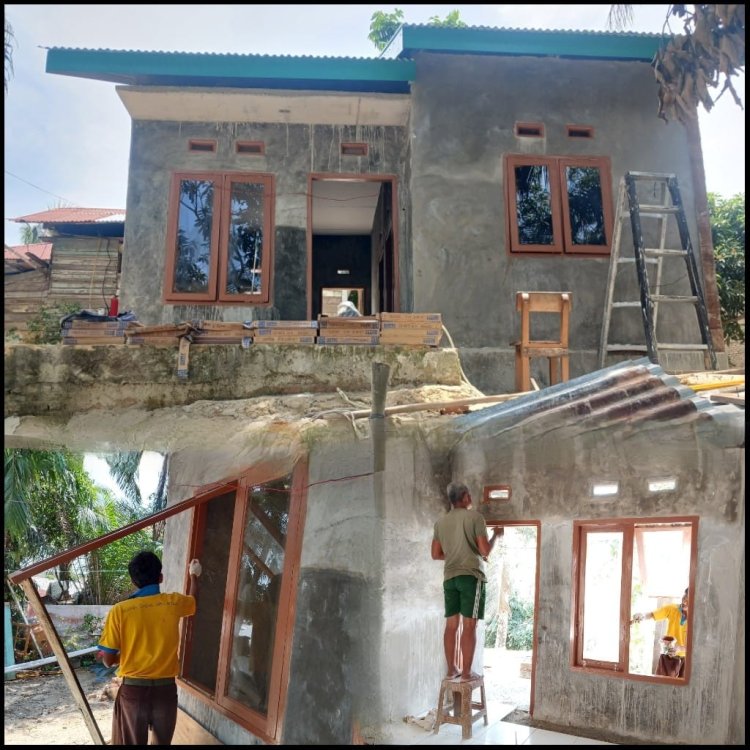 Progres RTLH Capai 83 Persen, TMMD ke-127 Kodim 0301/Pekanbaru Percantik Rumah Yudarfis di Tenayan Raya