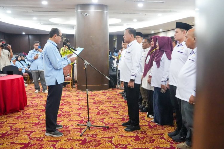 Bupati Kuansing Hadiri Pelantikan Pengurus BEM dan Ika FKIP Unri