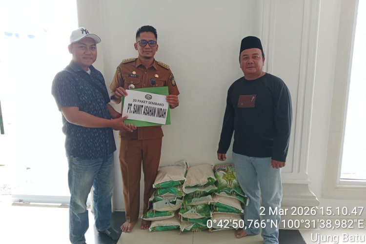 PT SAI Serahkan 20 Paket Sembako untuk Dukung Safari Ramadhan Pemkab Rohul