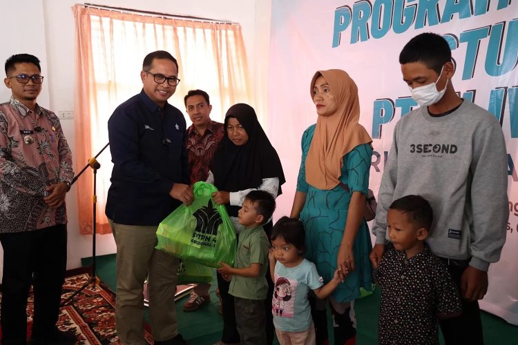PTPN IV Regional III Jalankan Program Intervensi Stunting untuk 100 Anak di Rokan Hulu, Salurkan Makanan Tambahan Bergizi