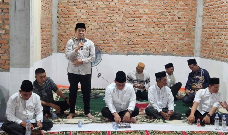 Pj Sekda Kampar Dampingi Sekdaprov Riau Safari Ramadan di Kecamatan Tambang