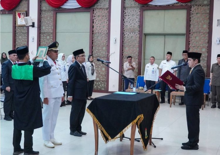 43 Pejabat Pemkab Kampar Dilantik, Pj Sekda Kampar Tekankan Pakta Integritas dan Disiplin ASN