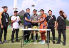 Deltras FC dan Tornado FC Potong Tumpeng HUT ke-96 PSSI Jelang Pertandingan, Pegadaian Championship 2025/2026
