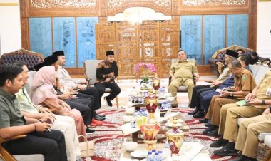 Bahas Sejumlah Isu Strategis Terkait Infrastruktur, Komisi I DPRD Riau Kunjungan Silaturahmi ke Kediaman Plt Gubri