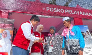 Temani Perjalanan Ibadah, Posko Siaga Haji Telkomsel Hadir di Batam dan Padang
