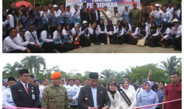 Bupati Rohul Resmikan Pameran Pendidikan Hardiknas 2026