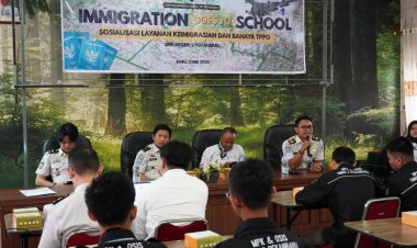 Siswa SMKN 2 Dapat Pemahaman Tentang Layanan Keimigrasian dan Bahaya TPPO dari Imigrasi Pekanbaru