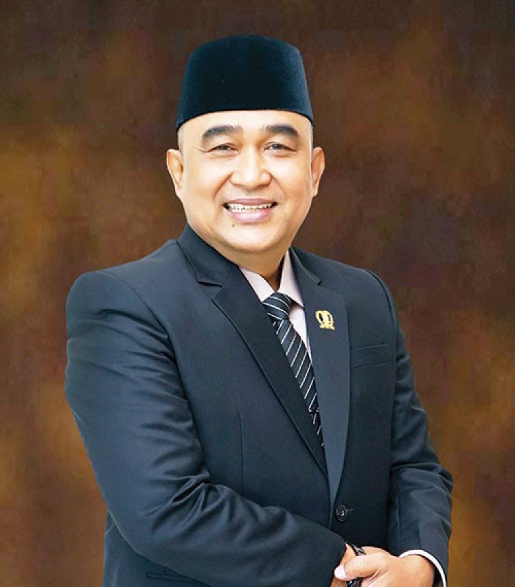 Lomba Pacu Sampan Sempena HUT ke-76 Kabupaten Kampar, Tony Hidayat: Investasi Budaya Bawa Multiplier Effect