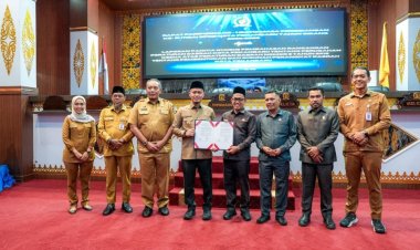 DPRD Pekanbaru Sahkan Perda SOTK, Setujui Penambahan Dua OPD Baru