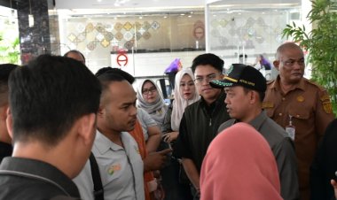 Sidak Pasar Kodim, Ketua DPRD Pekanbaru Tegaskan Komitmen Jembatani Nasib Pedagang