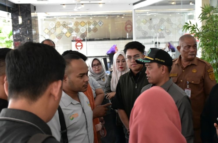 Sidak Pasar Kodim, Ketua DPRD Pekanbaru Tegaskan Komitmen Jembatani Nasib Pedagang