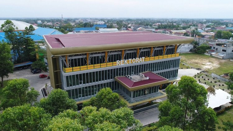 UIR Peringkat Kedua Kampus dengan Capaian Riset Terbaik di Riau