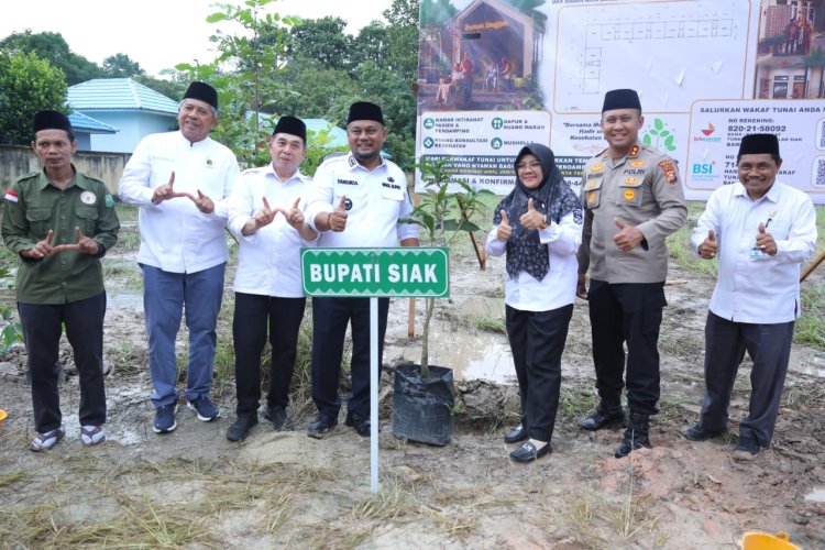 Bupati Siak Letakkan Batu Pertama Rumah Singgah Kesehatan Gratis untuk Pasien Kurang Mampu
