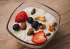 Rutin Makan Yogurt Bisa Perlambat Penuaan, Ini Penelitiannya