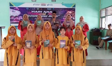 Keren! Murid SMPN 1 Siak Kecil Sukses Terbitkan 5 Buku Karya Sendiri di Hari Anak Nasional