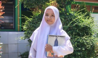 Maritza Muthmainnah Siswa MAN 2 Padangsidimpuan Diterima di Program Studi E-Commerce Universitas Jiangsu China