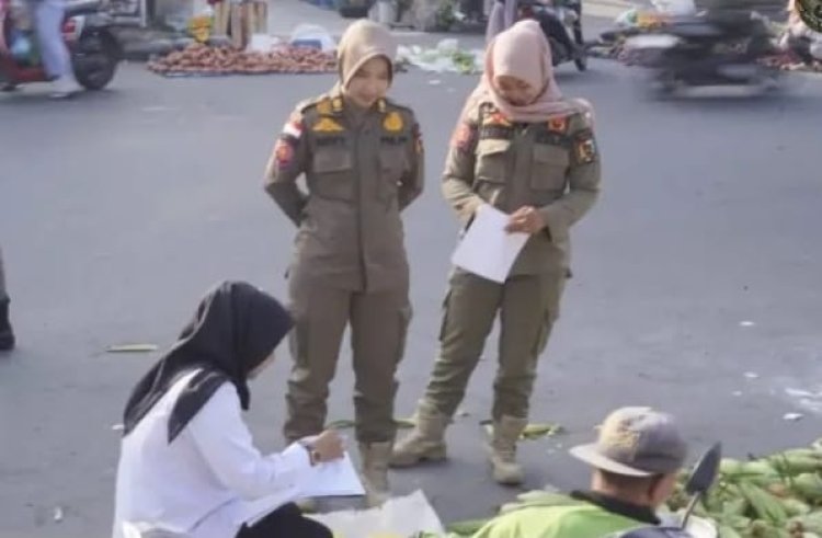 Pedagang Pasar Tumpah di Jalan Ahmad Yani Pekanbaru Hanya Boleh Berjualan hingga Pukul 07.30 WIB