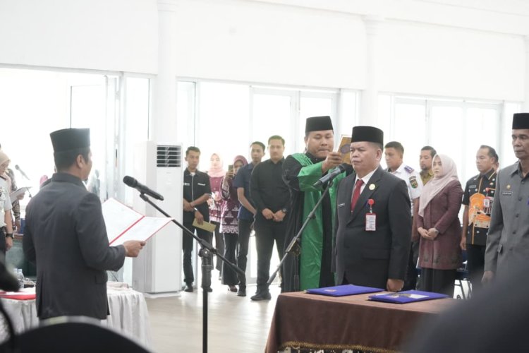 Gerakkan Roda Birokrasi, Muradi Resmi Dilantik Sebagai Pj Sekda Kuansing