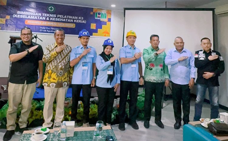 Bimtek Pelatihan K3 Perumda Tirta Indra Dibuka, Sekda Inhu Dorong Peningkatan Profesionalisme dan Keselamatan Kerja